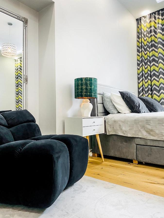 Charming Studio With Air Conditioning, Old Town & Kazimierz คราคูฟ ภายนอก รูปภาพ