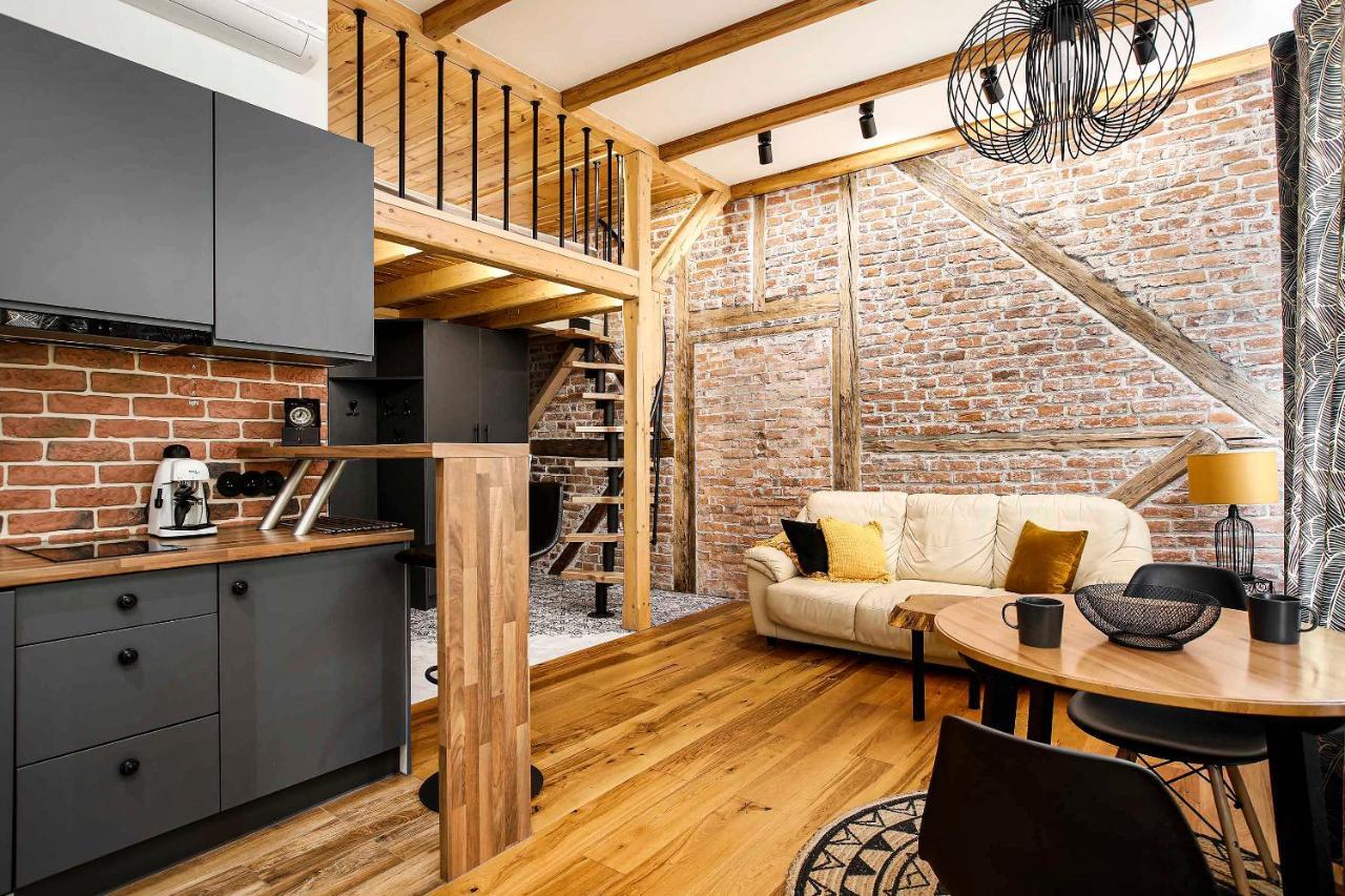 Charming Studio With Air Conditioning, Old Town & Kazimierz คราคูฟ ภายนอก รูปภาพ